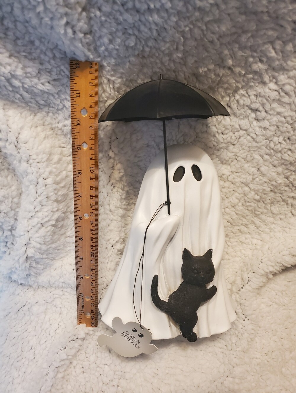 VIRAL HALLOWEEN GHOST WITH BLACK CAT UNDERNEATH UMBRELLA FIGURINE 12"H - Picture 8 of 8